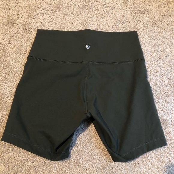 lululemon athletica Pants - Lululemon Wunder Under Shorts